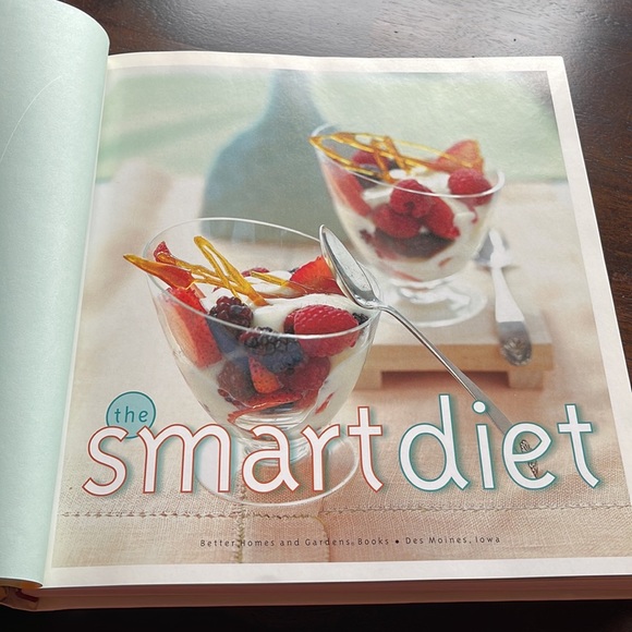 The Smart Diet cookbook by Better Homes and Gardens - Picture 3 of 5